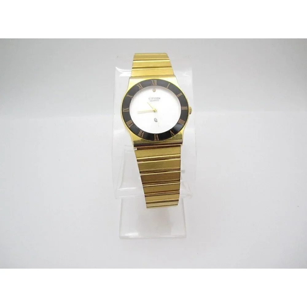 Vtg Women Citizen Quartz WR Analog 31mm Dial Causal Round Watch (G81) 6031